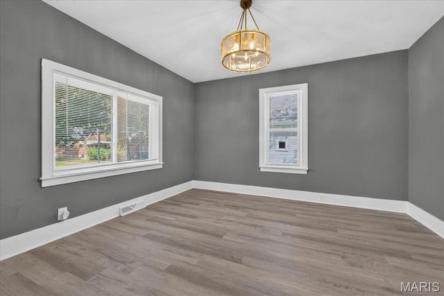 8803 Alva Avenue, St Louis, MO 63121