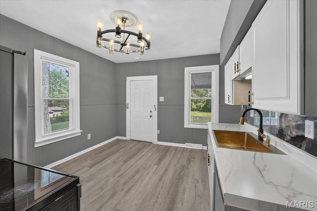 8803 Alva Avenue, St Louis, MO 63121