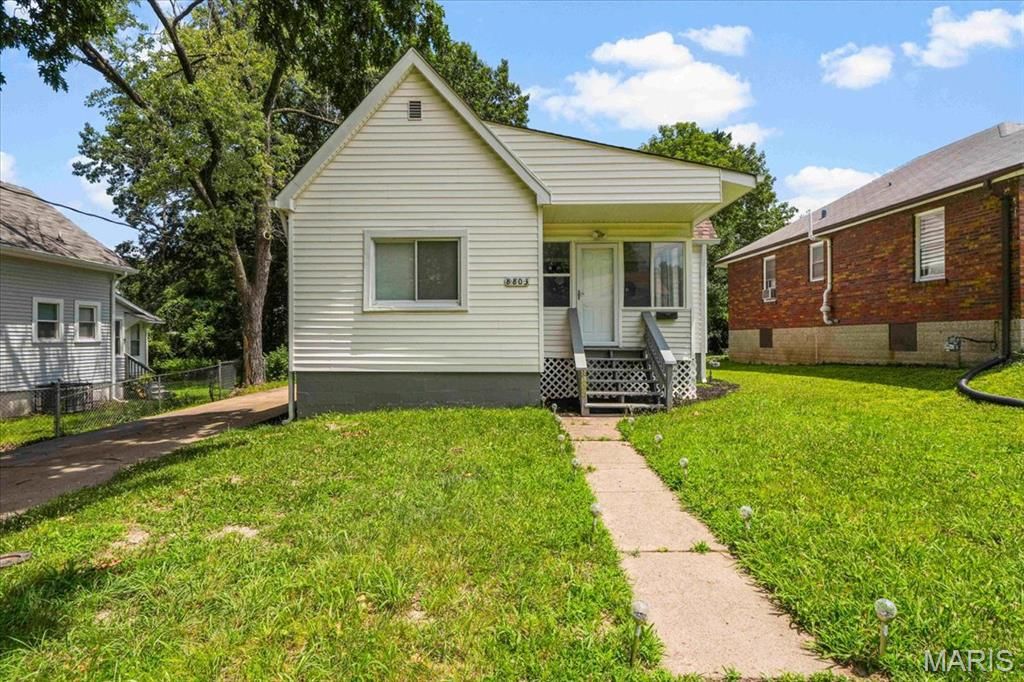 8803 Alva Avenue, St Louis, MO 63121