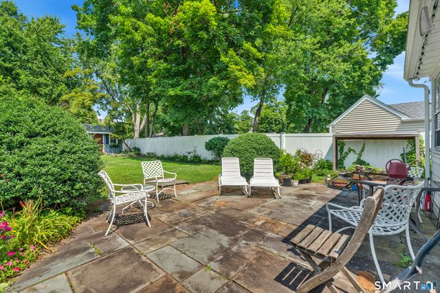 64 Meadowbrook Road, West Hartford, CT 06107