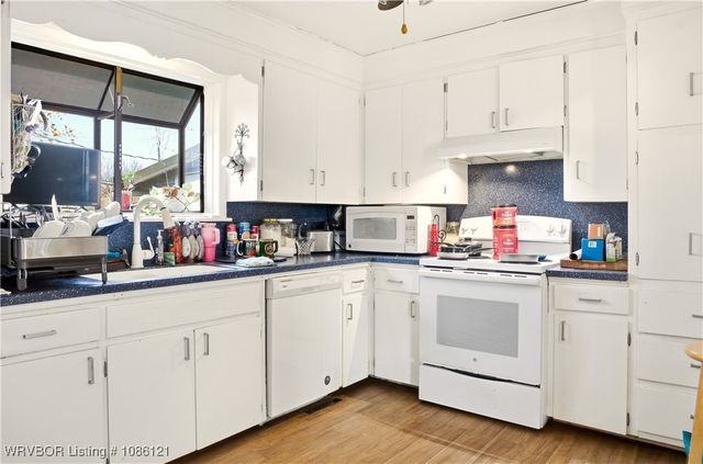 625 W Allison Avenue, Stilwell, OK 74960