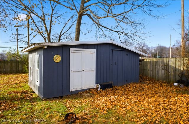 625 W Allison Avenue, Stilwell, OK 74960