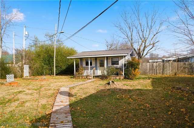 625 W Allison Avenue, Stilwell, OK 74960