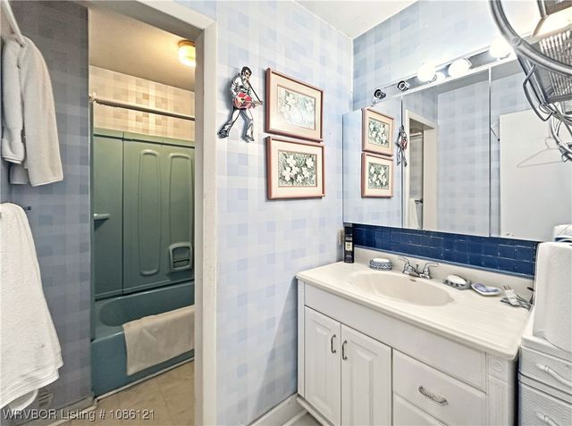 625 W Allison Avenue, Stilwell, OK 74960