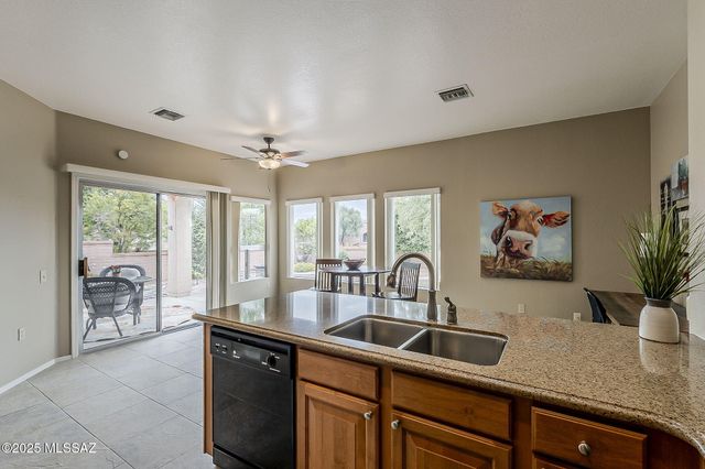 4008 S Via Del Picamaderos, Green Valley, AZ 85622