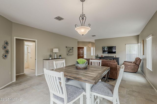 4008 S Via Del Picamaderos, Green Valley, AZ 85622