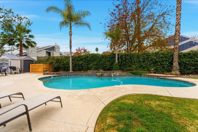 2710 Aspen Street, Hanford, CA 93230