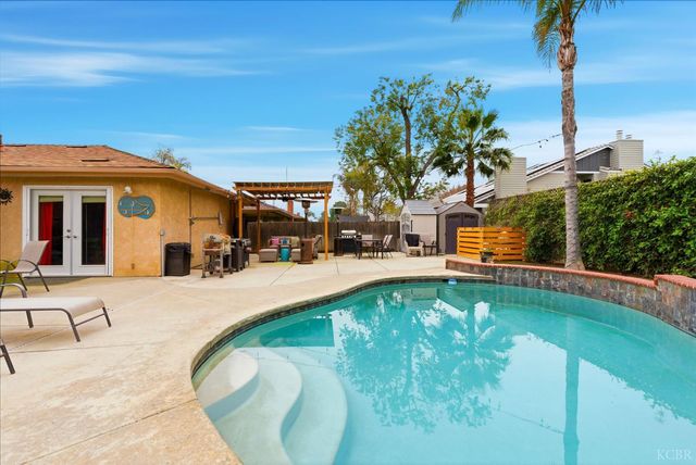 2710 Aspen Street, Hanford, CA 93230