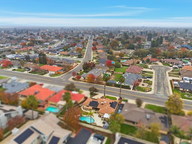 2710 Aspen Street, Hanford, CA 93230