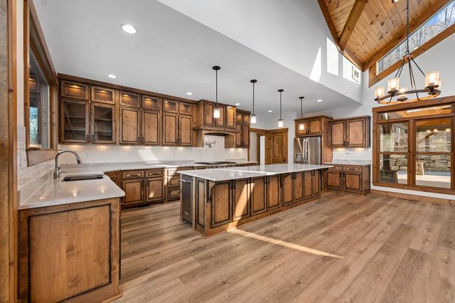 120 Cohutta Ranch Road, Blue Ridge, GA 30513