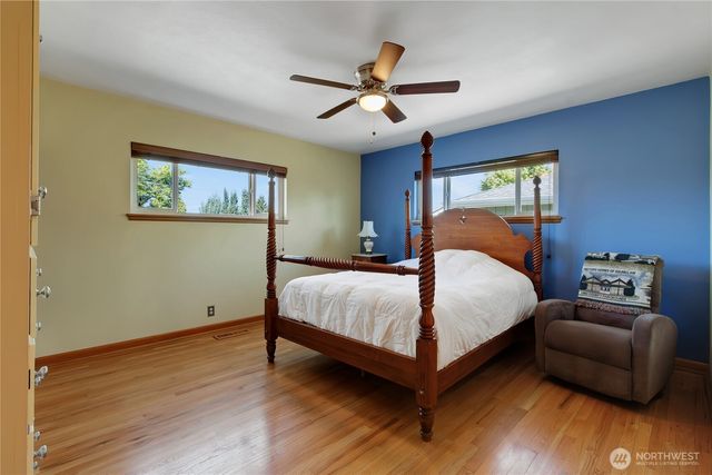 1167 McKinley Street, Enumclaw, WA 98022
