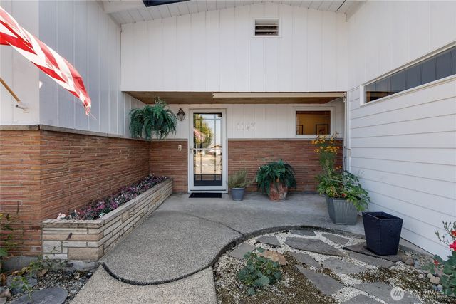 1167 McKinley Street, Enumclaw, WA 98022