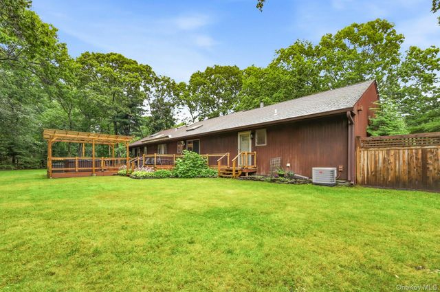 46 Margin Drive W, Shirley, NY 11967