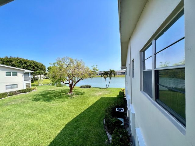136 Somerset G, West Palm Beach, FL 33417