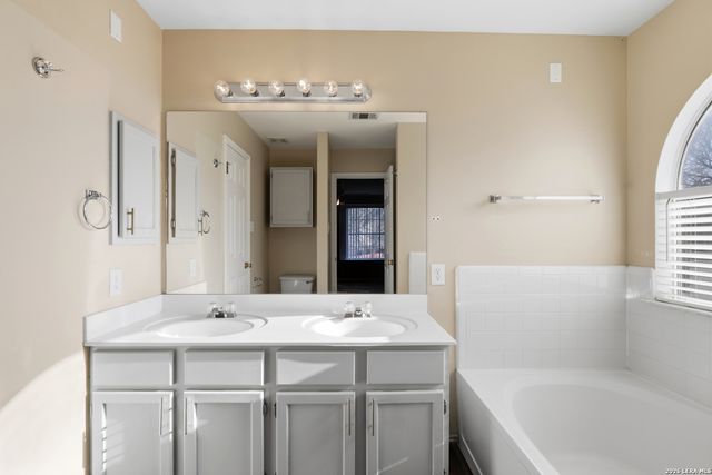 11714 Peach Crossing, Helotes, TX 78023