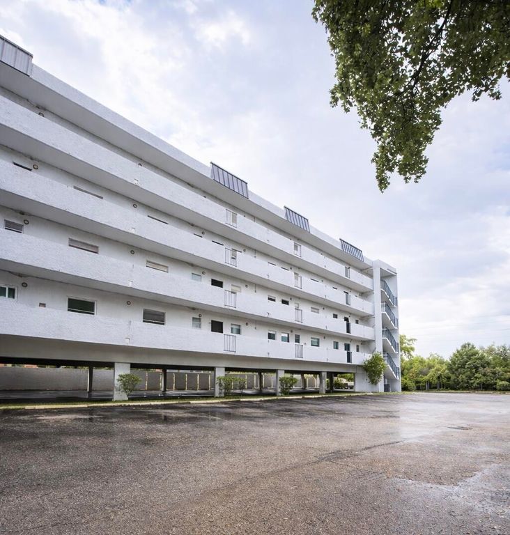 7541 NW 16th Street 1411, Plantation, FL 33313