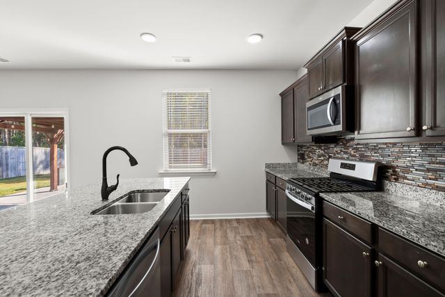 337 Bering Lane, Summerville, SC 29486