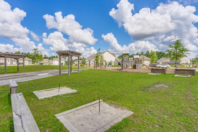 337 Bering Lane, Summerville, SC 29486