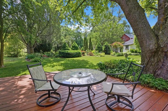 555 State Highway 33, West Bend, WI 53095