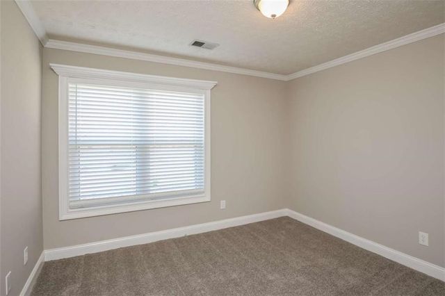 5382 Valley Forest Way, Flowery Branch, GA 30542