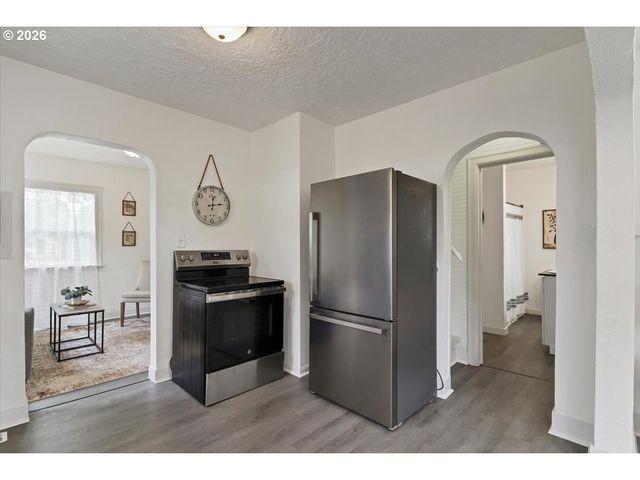 3419 ARBON St Ne, Salem, OR 97301