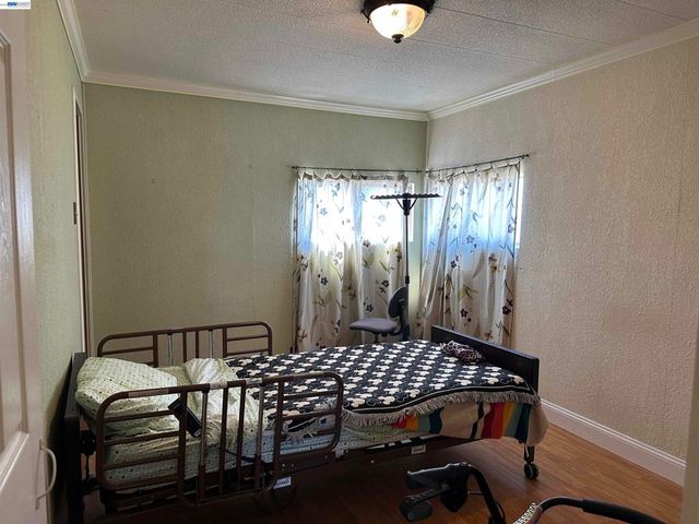 1150 W Winton Ave, Hayward, CA 94545