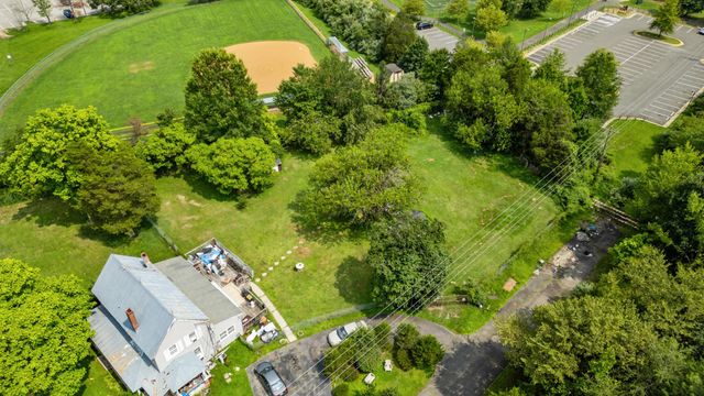 12115 BRADDOCK, Fairfax, VA 22030