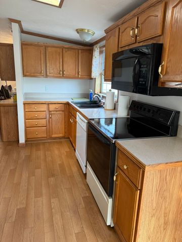 6971 Massachusetts Street, Merrillville, IN 46410