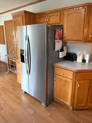 6971 Massachusetts Street, Merrillville, IN 46410
