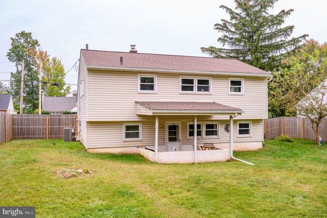 238 PENNBROOK AVE, Lansdale, PA 19446