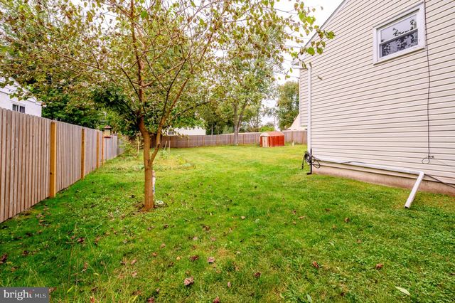 238 PENNBROOK AVE, Lansdale, PA 19446
