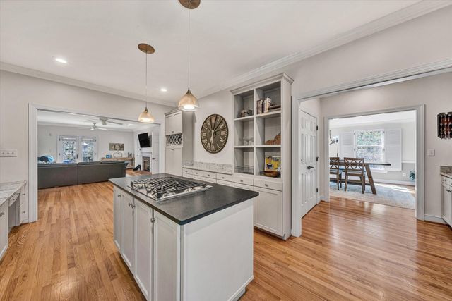 3404 Woodland Hills LN, Roanoke, VA 24014