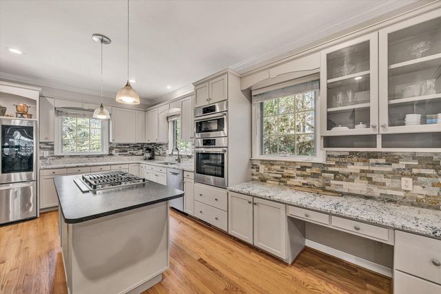 3404 Woodland Hills LN, Roanoke, VA 24014
