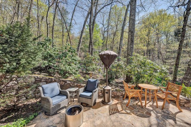 3404 Woodland Hills LN, Roanoke, VA 24014