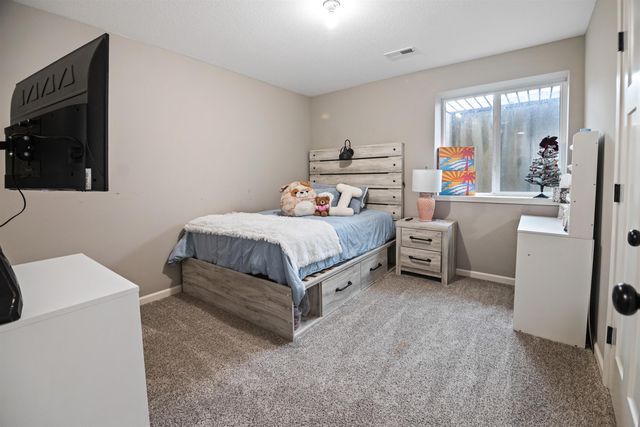 1842 S Bedford St, Wichita, KS 67207