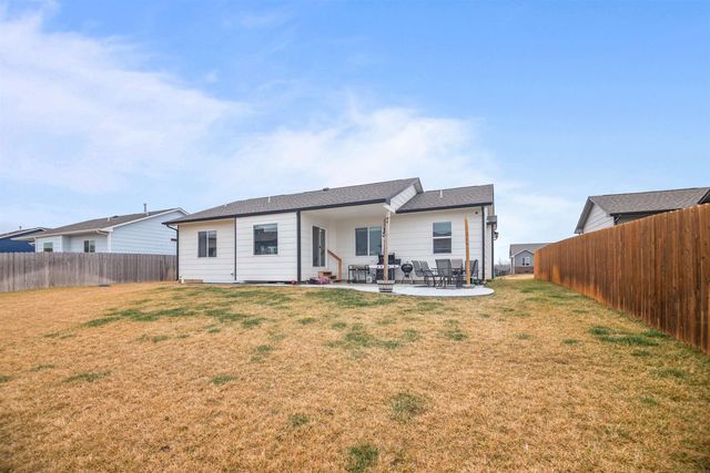 1842 S Bedford St, Wichita, KS 67207