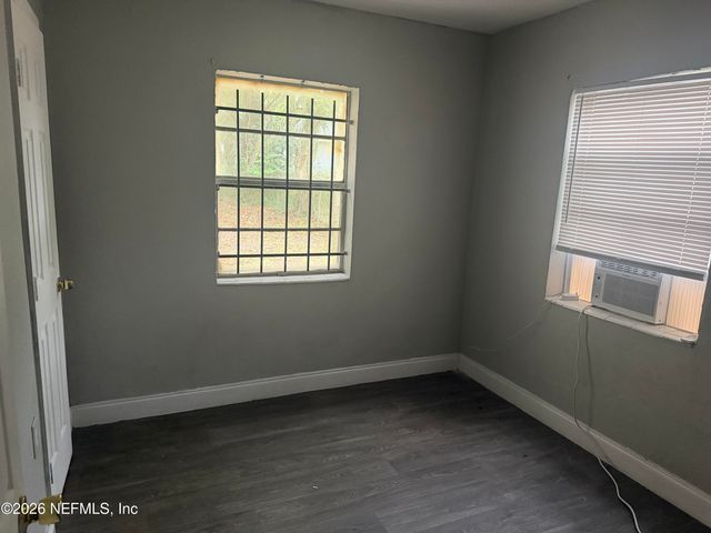 1590 W 28TH Street, Jacksonville, FL 32209