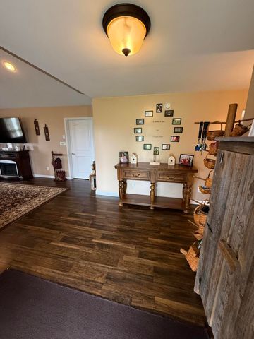 230 Johnson Road, Waynesburg, KY 40489