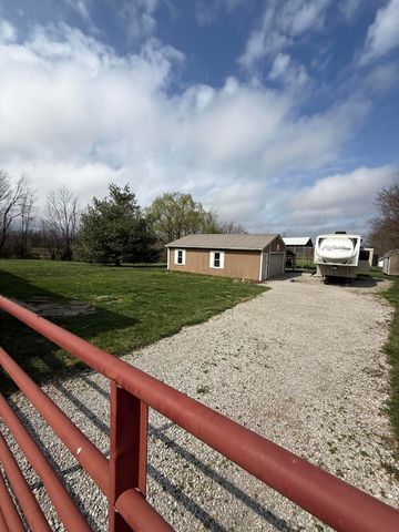 230 Johnson Road, Waynesburg, KY 40489