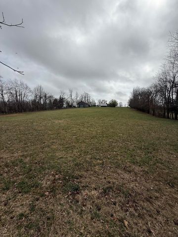 230 Johnson Road, Waynesburg, KY 40489