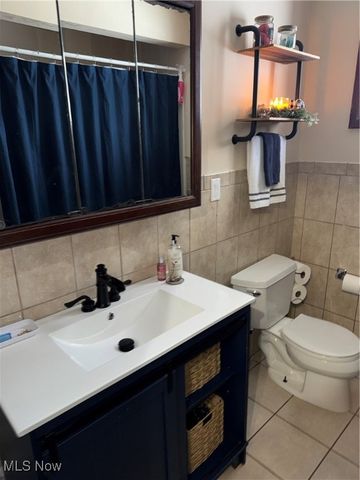 929 May Road, East Liverpool, OH 43920