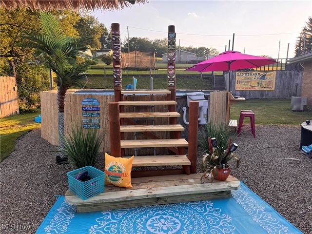 929 May Road, East Liverpool, OH 43920