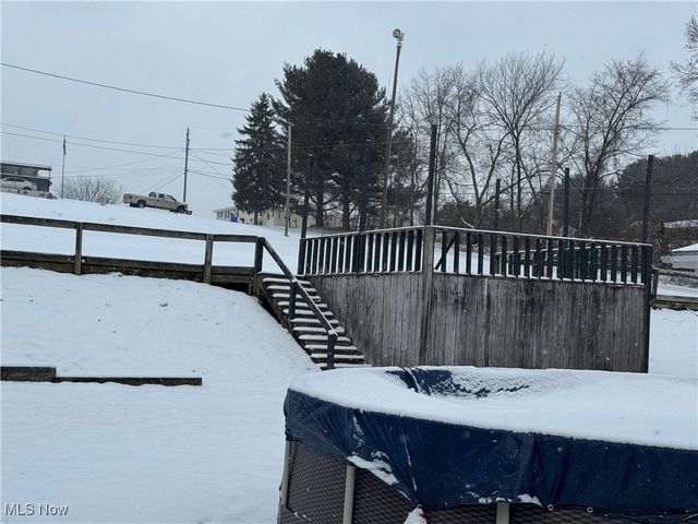 929 May Road, East Liverpool, OH 43920