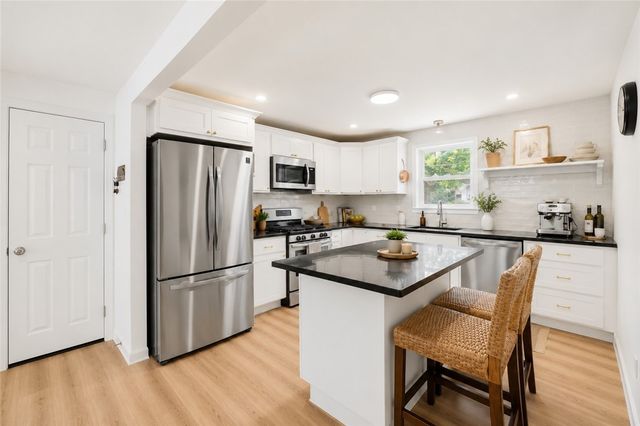 3 Marigold Circle, North Providence, RI 02904