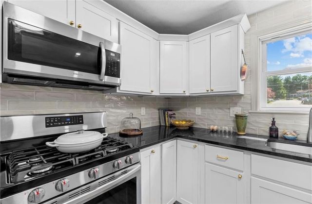 3 Marigold Circle, North Providence, RI 02904