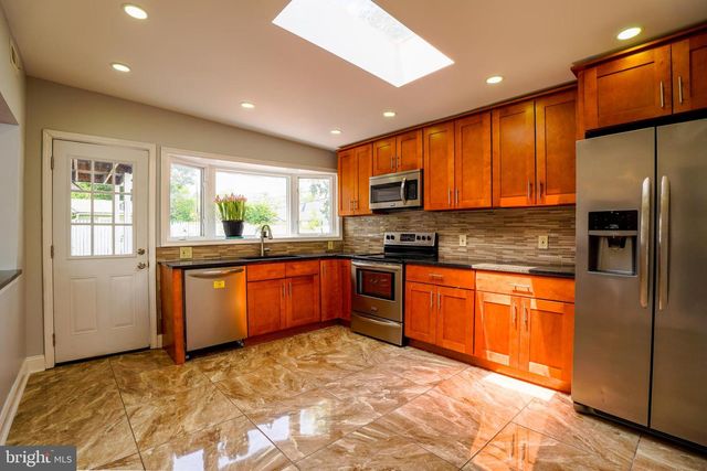 2621 OLD WELSH RD, Willow Grove, PA 19090