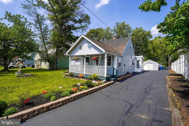 2621 OLD WELSH RD, Willow Grove, PA 19090