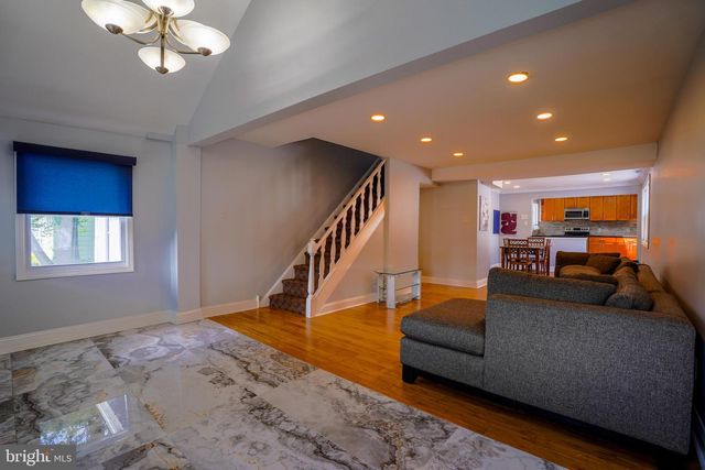 2621 OLD WELSH RD, Willow Grove, PA 19090