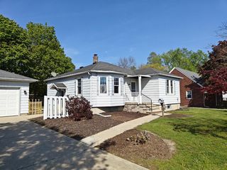 1207 Napier Avenue, Saint Joseph, MI 49085