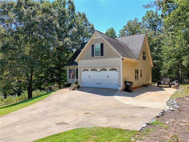 271 Panacea Lane, Demorest, GA 30535